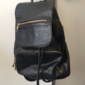 Aldo backpack